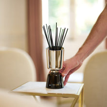 Görseli Galeri görüntüleyiciye yükleyin, Cedre Cam Hazneli Difüzör Gold 2