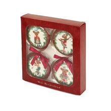 Görseli Galeri görüntüleyiciye yükleyin, Hediye Kutusu İçinde Ayıcık Dekorlu Yılbaşı Ağaç Süsü 4'lü