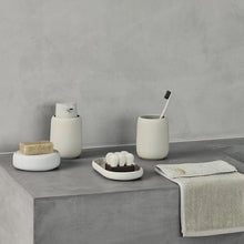 Görseli Galeri görüntüleyiciye yükleyin, Krem Rengi Katı Sabunluk V2