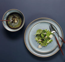 Görseli Galeri görüntüleyiciye yükleyin, Açık Mavi 6 Kişilik 18 Parça Yemek Takımı