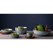 Görseli Galeri görüntüleyiciye yükleyin, Açık Mavi Servis Kasesi