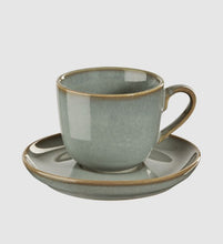 Görseli Galeri görüntüleyiciye yükleyin, Açık Yeşil Kapuçino Fincanı ve Tabağı