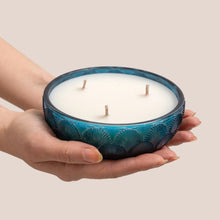 Görseli Galeri görüntüleyiciye yükleyin, Cherx Paçuli Kokulu Cam Kapaklı Mum