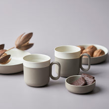 Görseli Galeri görüntüleyiciye yükleyin, Capsule Taş Fildişi Yuvarlak Küçük Boy Meze Kasesi