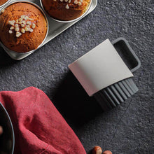 Görseli Galeri görüntüleyiciye yükleyin, Korint Siyah Fildişi Kupa