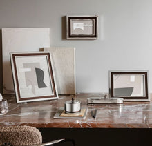 Görseli Galeri görüntüleyiciye yükleyin, Manhattan Round Kapaklı Kutu