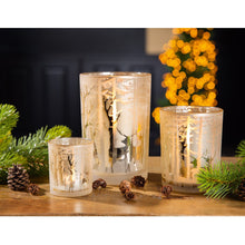 Görseli Galeri görüntüleyiciye yükleyin, Altın Geyikli Gümüş Mumluk