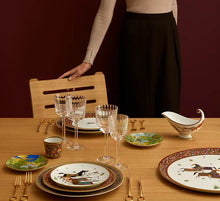 Görseli Galeri görüntüleyiciye yükleyin, Cheval D'Orient Kare Tabak No 4