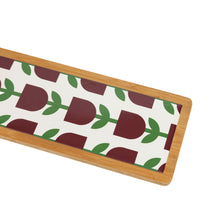 Görseli Galeri görüntüleyiciye yükleyin, Lale Desenli Ahşap Peynir Tahtası