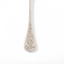 Görseli Galeri görüntüleyiciye yükleyin, Som Gümüş Ajur Minerva Damgalı Pudra Şekeri Serpme Kaşığı 2