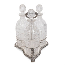 Görseli Galeri görüntüleyiciye yükleyin, İngiliz Sheffield Damgalı 3 Kristal Şişeli İçki Servisi 2