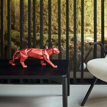 Görseli Galeri görüntüleyiciye yükleyin, Metalik Kırmızı Panter Heykeli V4