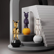 Görseli Galeri görüntüleyiciye yükleyin, Misafir Küçük Altın Heykel V4