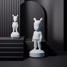 Görseli Galeri görüntüleyiciye yükleyin, Misafir Küçük Beyaz Heykel V2