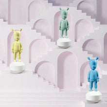 Görseli Galeri görüntüleyiciye yükleyin, Misafir Küçük Yeşil Heykel V3