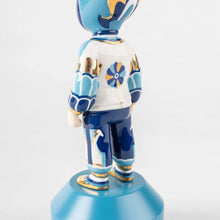 Görseli Galeri görüntüleyiciye yükleyin, Misafir by Kzeng Jiang Küçük Heykel V3