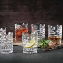 Görseli Galeri görüntüleyiciye yükleyin, Ethno 6'li Viski Bardağı 3