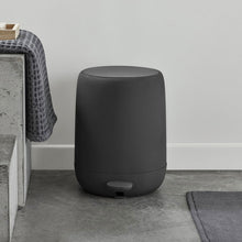 Görseli Galeri görüntüleyiciye yükleyin, Pedallı Koyu Gri Çöp Kovası V2