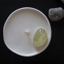 Görseli Galeri görüntüleyiciye yükleyin, LS Sitrin Kristali Bolluk Bereket Küçük Mum