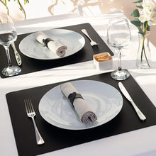 Görseli Galeri görüntüleyiciye yükleyin, Siyah Deri Amerikan Servis 2