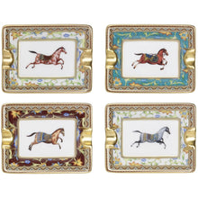 Görseli Galeri görüntüleyiciye yükleyin, Hermès Cheval D'orient Kül Tablası