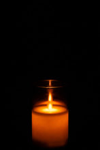 Görseli Galeri görüntüleyiciye yükleyin, Pilli Kahverengi Mum