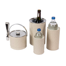 Görseli Galeri görüntüleyiciye yükleyin, Fildişi Örgü Desenli Deri Şişe Kabı 8x14 cm