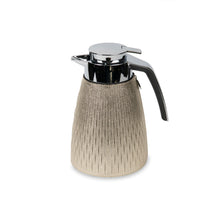 Görseli Galeri görüntüleyiciye yükleyin, Pinetti Altın Deri Termos