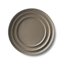 Görseli Galeri görüntüleyiciye yükleyin, Siyah Taş Parlak Yuvarlak Büyük Boy Tabak