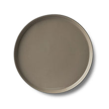 Görseli Galeri görüntüleyiciye yükleyin, Esma Dereboy Yuvarlak Büyük Boy Tabak Siyah Taş Parlak