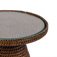 Görseli Galeri görüntüleyiciye yükleyin, Rattan Kek Standı