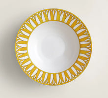 Görseli Galeri görüntüleyiciye yükleyin, Soleil D'Hermés 12 Kişilik Yemek Takımı