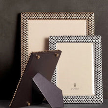 Görseli Galeri görüntüleyiciye yükleyin, Hasır Motifli Altın Çerçeve 10x15 cm