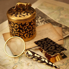 Görseli Galeri görüntüleyiciye yükleyin, Leopar Kapaklı Mum