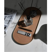 Görseli Galeri görüntüleyiciye yükleyin, Bej Oval Deri Metal Tutamaçlı Servis 45x18 cm