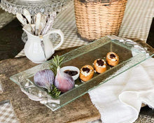 Görseli Galeri görüntüleyiciye yükleyin, Arthur Court Zeytin Dekorlu Dikdörtgen Servis