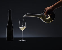 Görseli Galeri görüntüleyiciye yükleyin, Riedel Black Tie Bliss Kristal Sürahi