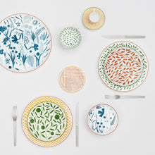 Görseli Galeri görüntüleyiciye yükleyin, Hermès A Walk In The Garden Ekmek Tabağı