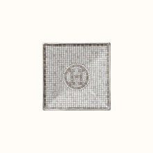 Görseli Galeri görüntüleyiciye yükleyin, Hermès Mosaique Au 24 Platin Kare Tabak No.1