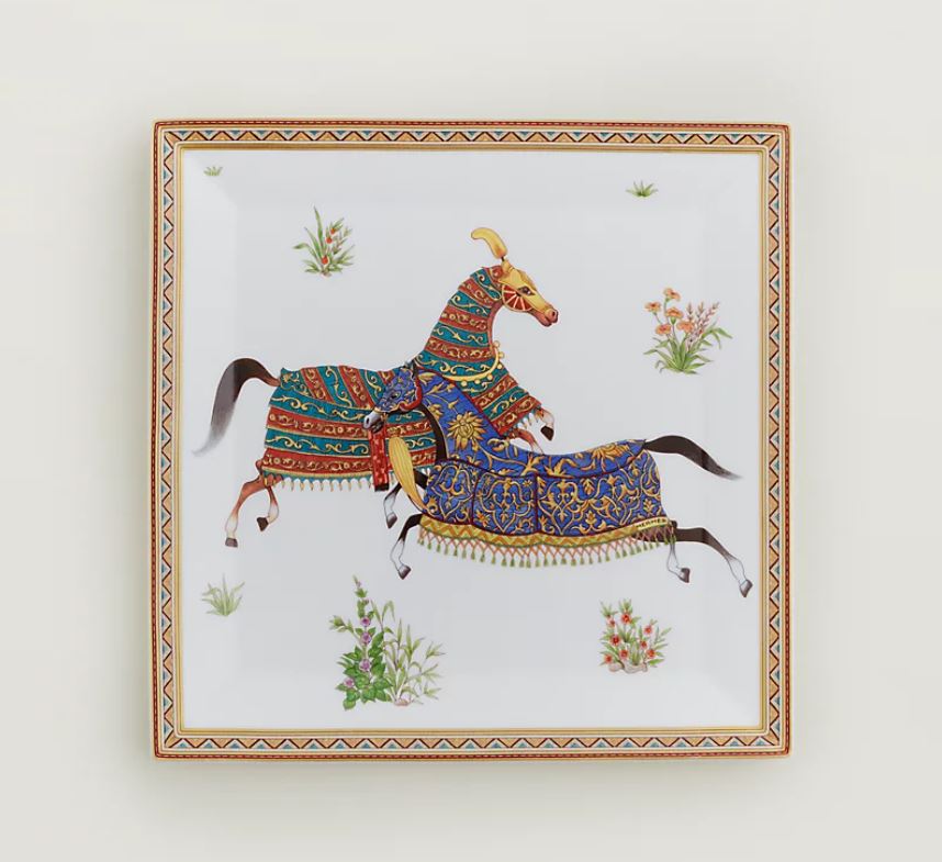 Cheval D'Orient Kare Tabak No 4