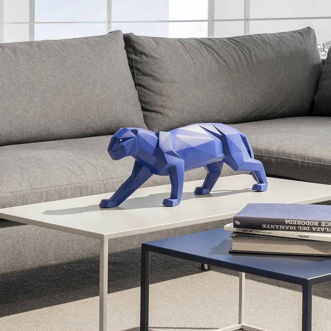 Mavi Panter Heykeli V2