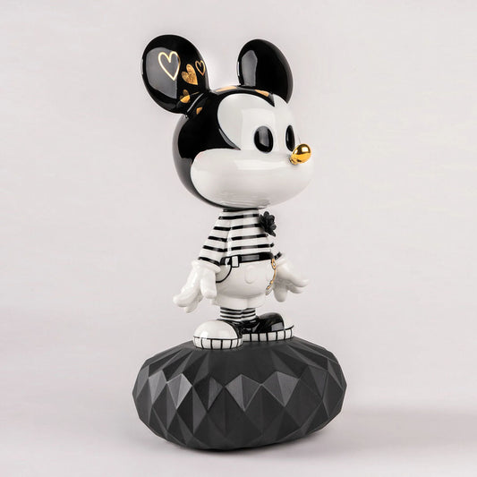 Mickey Mouse Heykeli V2