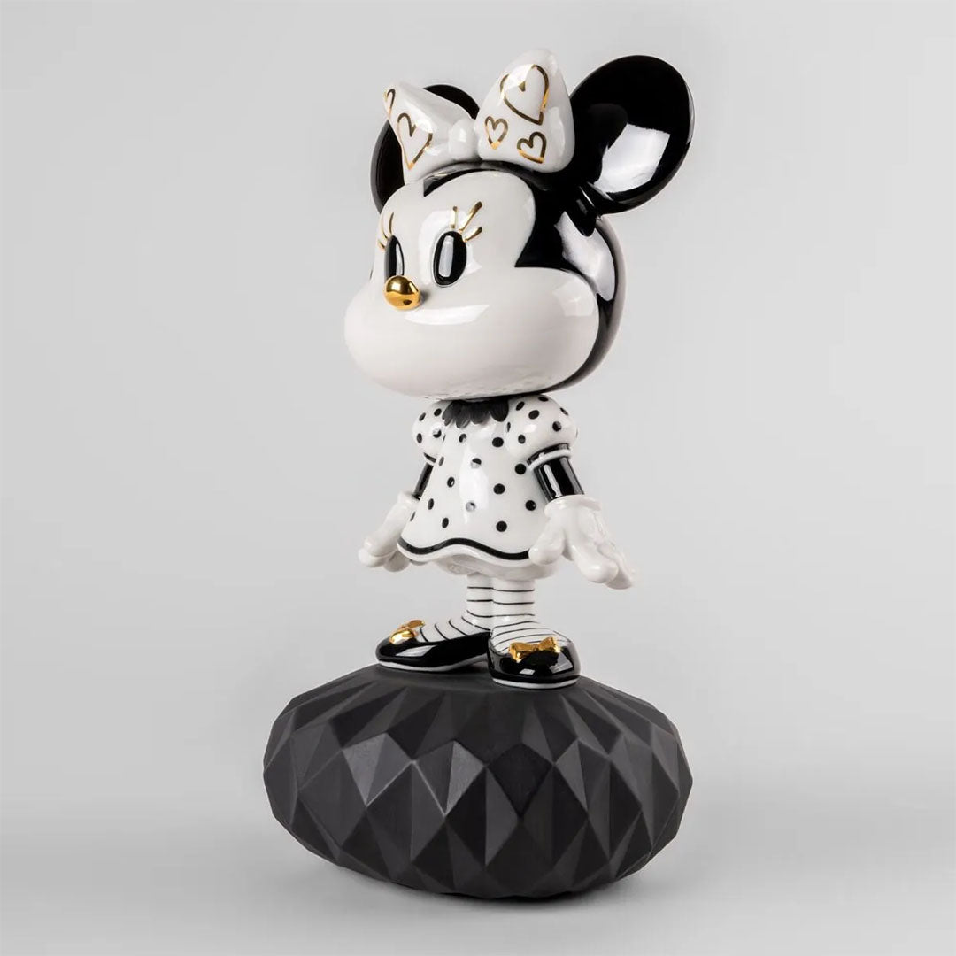 Minnie Mouse Heykeli V2
