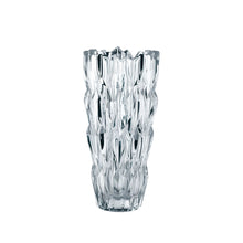 Görseli Galeri görüntüleyiciye yükleyin, Quartz Kristal Vazo
