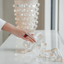 Görseli Galeri görüntüleyiciye yükleyin, Lalique Zeila Küçük Panter
