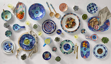 Görseli Galeri görüntüleyiciye yükleyin, Maxwell &amp; Williams Majolica Porselen Mavi Çukur Salata Servisi
