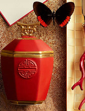Görseli Galeri görüntüleyiciye yükleyin, L&#39;objet Kırmızı China Love Kokulu Mum
